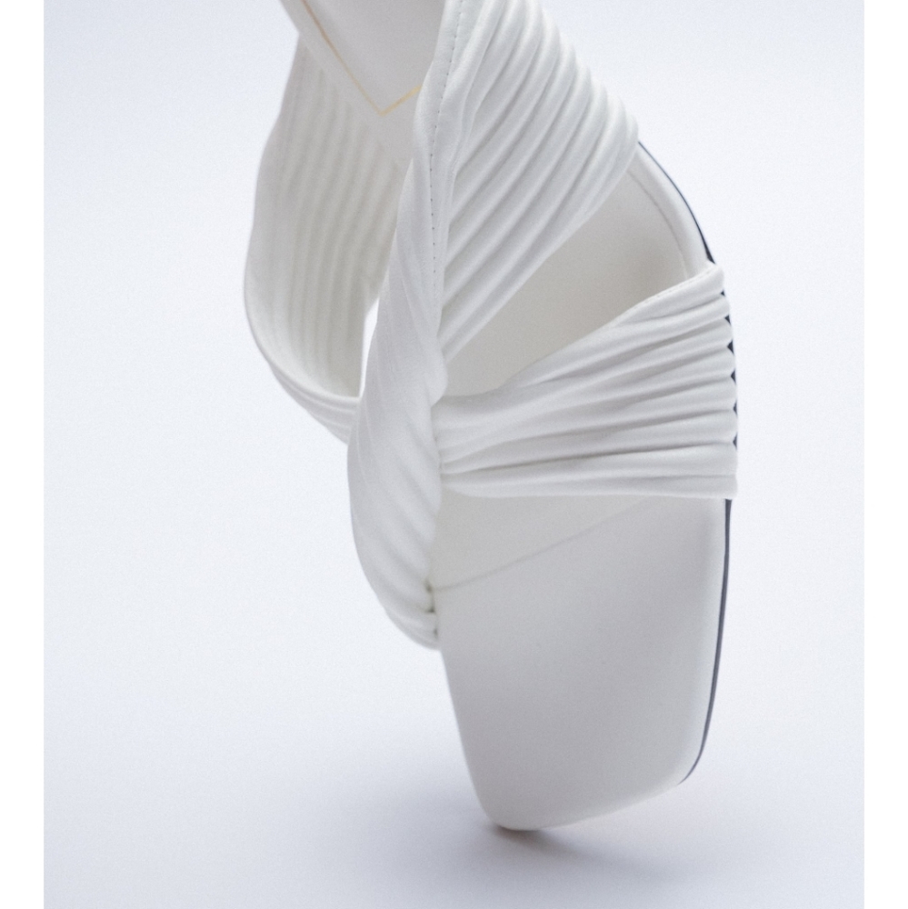 Zara High Heels Heeled Pleated White Sandals - Picture 10 of 12